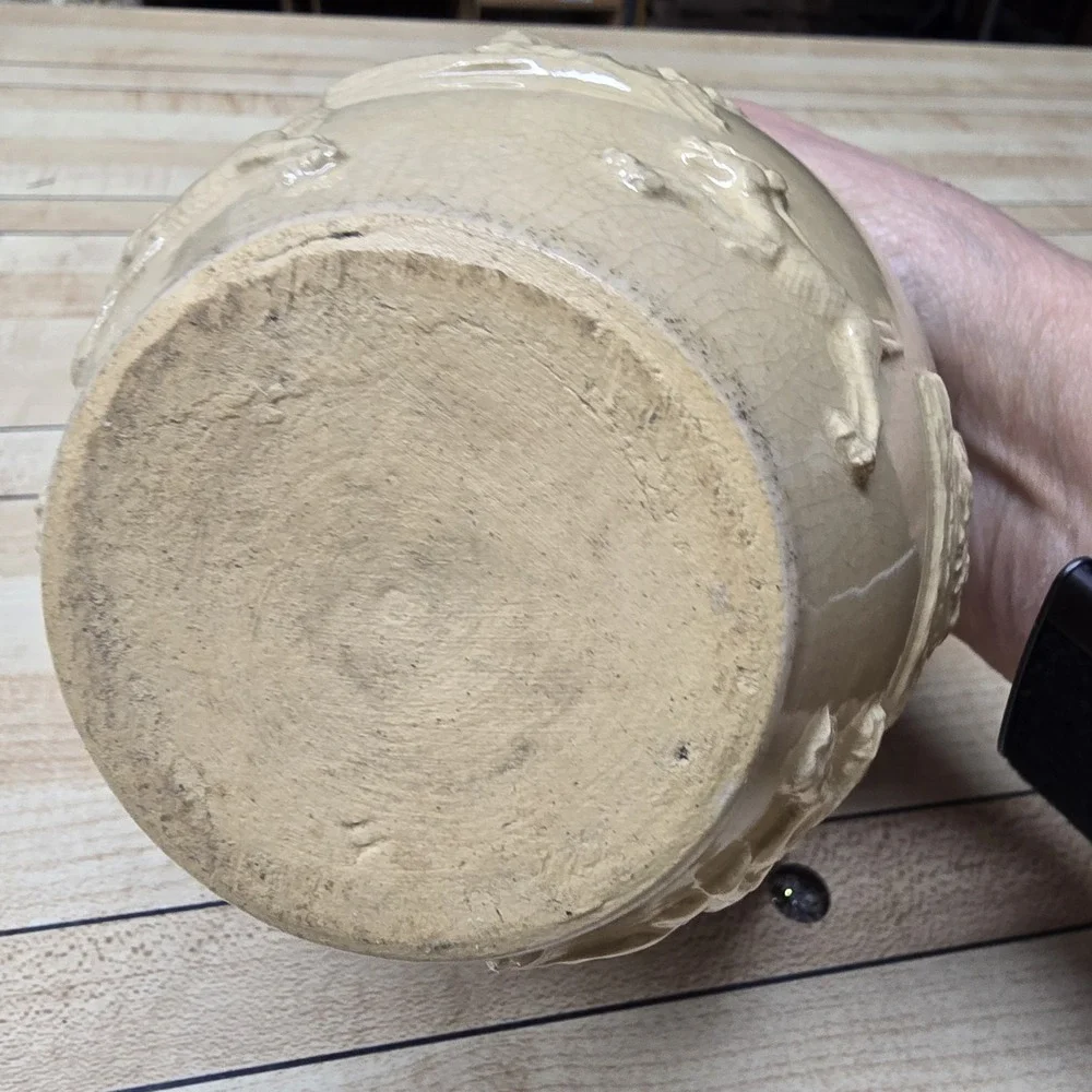 Antique Stoneware Hunting 5 1/2